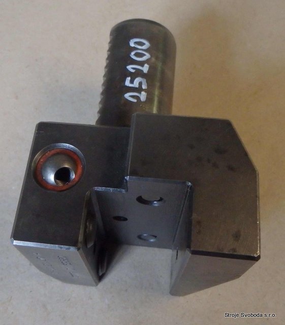 Držák nástroje B1-30x20x40 H (25200 (1).jpg)